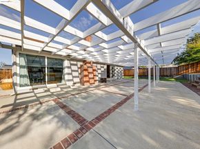 1208 Pinecrest Dr, Concord CA 94521