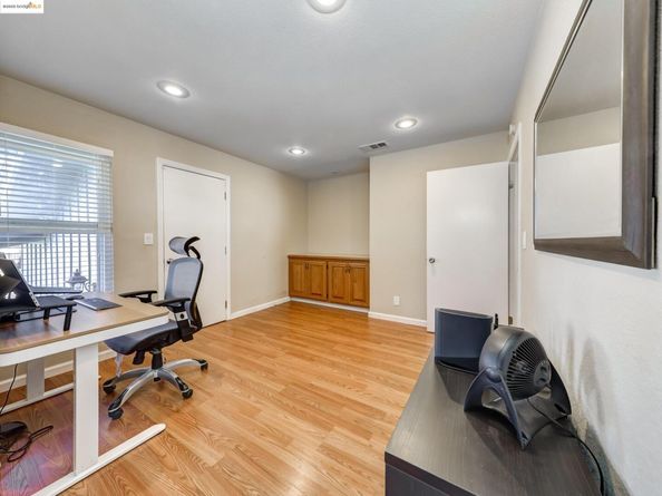 1208 Pinecrest Dr, Concord CA 94521