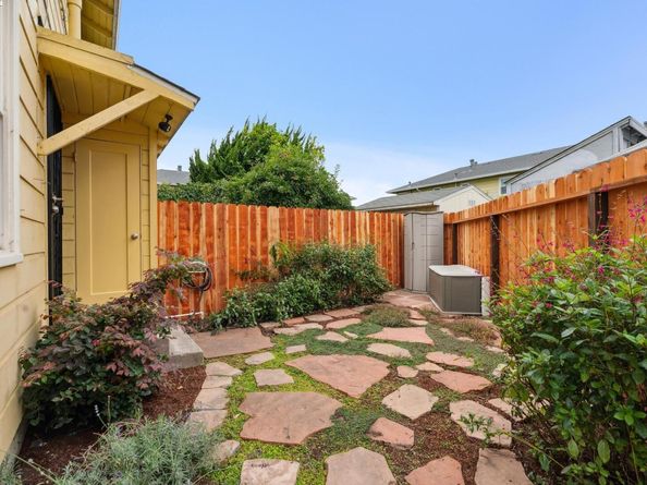 219 Cypress Street K, Alameda CA 94501