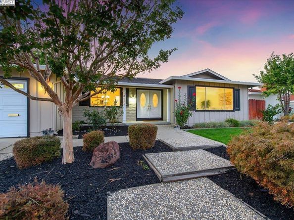 2320 Sandpiper Way, Pleasanton CA 94566