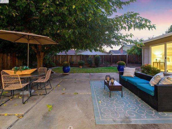 2320 Sandpiper Way, Pleasanton CA 94566