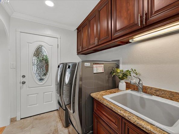 2320 Sandpiper Way, Pleasanton CA 94566