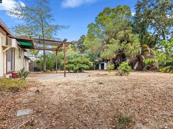 1007 Pleasant Valley Dr, Pleasant Hill CA 94523