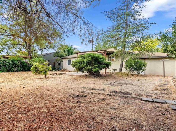 1007 Pleasant Valley Dr, Pleasant Hill CA 94523