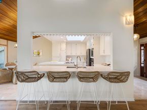 33 Marston Rd, Orinda CA 94563