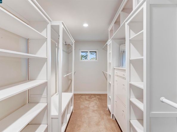 33 Marston Rd, Orinda CA 94563