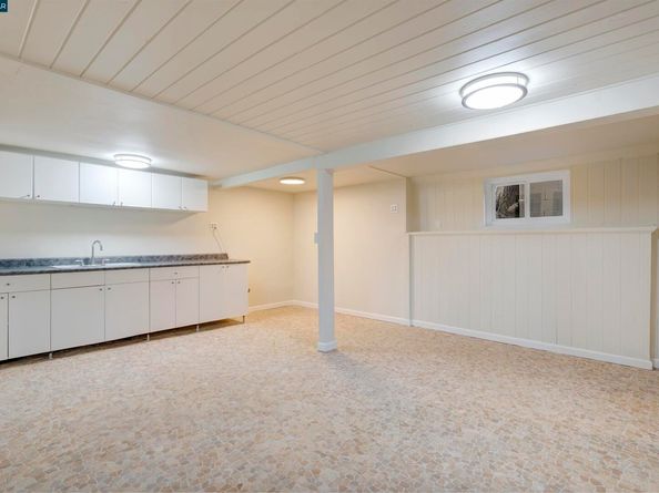 33 Marston Rd, Orinda CA 94563