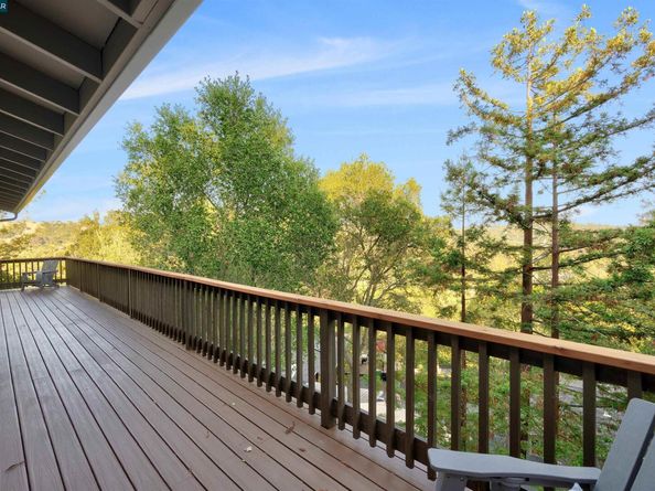 33 Marston Rd, Orinda CA 94563