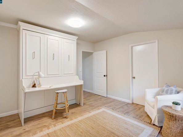 33 Marston Rd, Orinda CA 94563