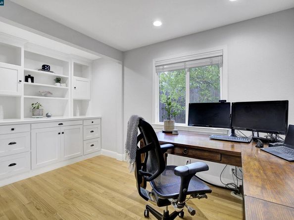 1430 Piedra Dr, Walnut Creek CA 94597