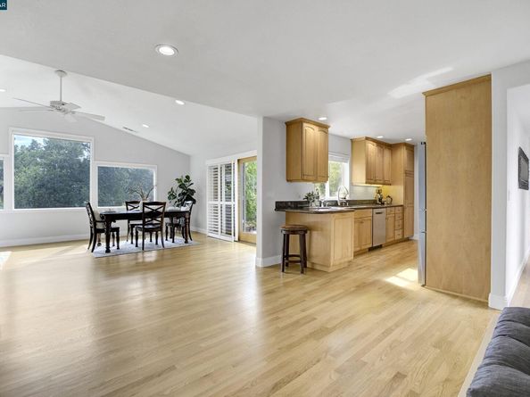 1430 Piedra Dr, Walnut Creek CA 94597