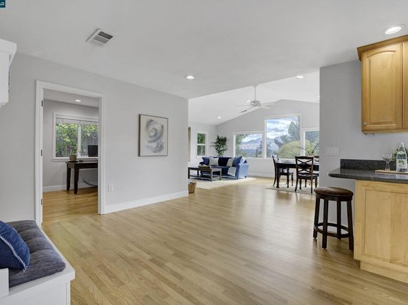 1430 Piedra Dr, Walnut Creek CA 94597