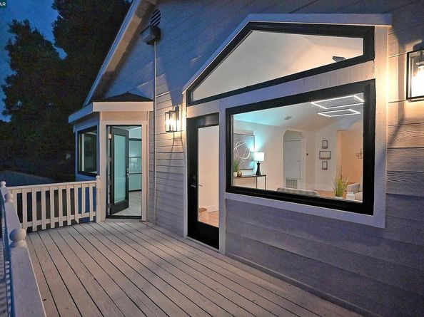 7548 Altura Place, Oakland CA 94605