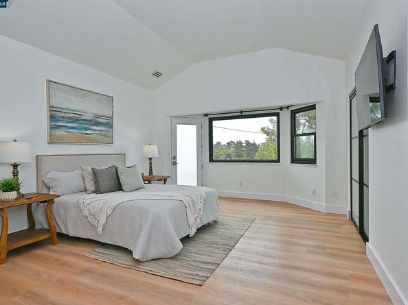 7548 Altura Place, Oakland CA 94605