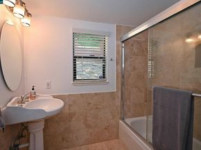 7548 Altura Place, Oakland CA 94605