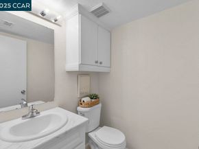 1048 Spring Valley Common, Livermore CA 94551