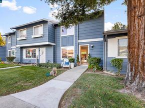 1048 Spring Valley Common, Livermore CA 94551