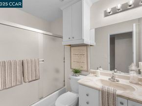 1048 Spring Valley Common, Livermore CA 94551