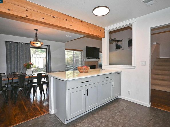 2514 Fern Leaf Ln, Martinez CA 94553