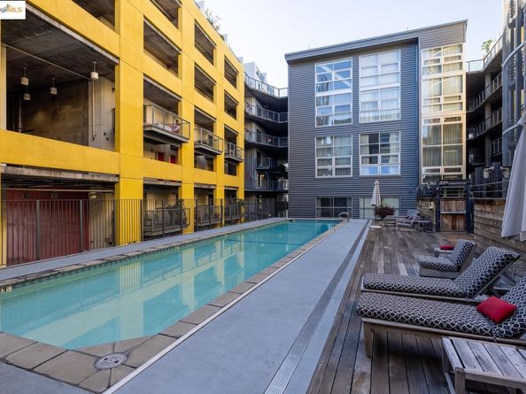 311 Oak Street 829, Oakland CA 94607