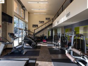 311 Oak Street 829, Oakland CA 94607