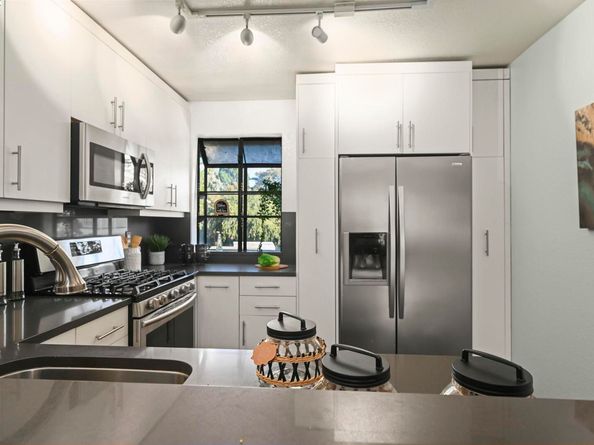 3467 Pinewood Ter 202, Fremont CA 94536