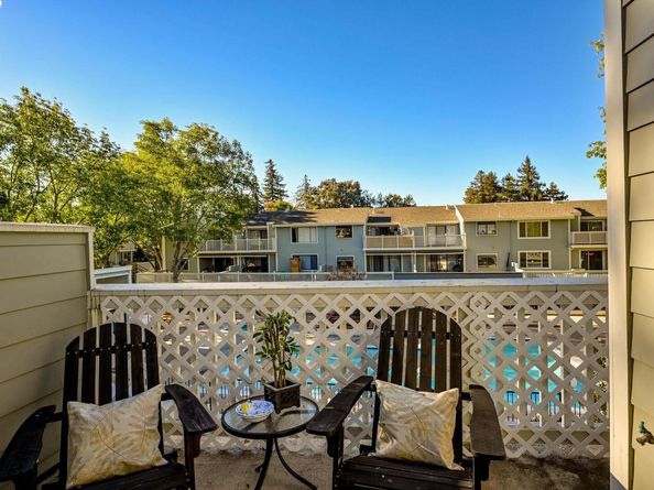3467 Pinewood Ter 202, Fremont CA 94536