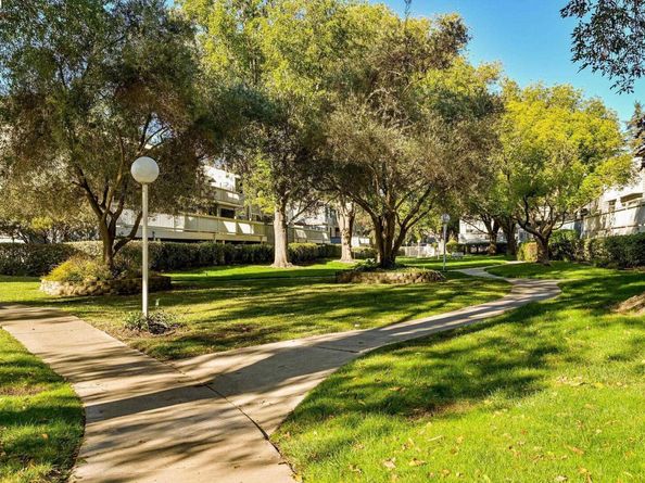 3467 Pinewood Ter 202, Fremont CA 94536