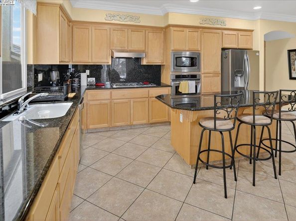 3505 Park Ridge Dr, Richmond CA 94806