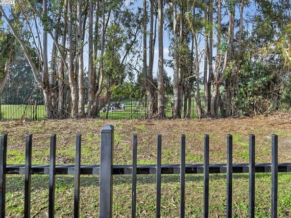 3505 Park Ridge Dr, Richmond CA 94806