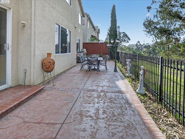 3505 Park Ridge Dr, Richmond CA 94806