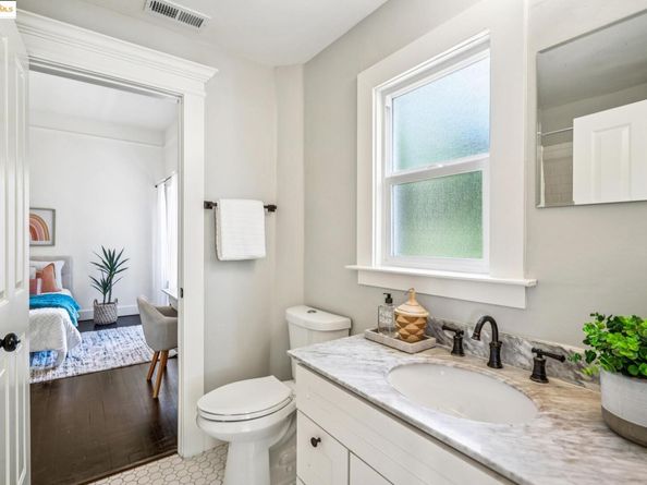 1054 54th St., Oakland CA 94608