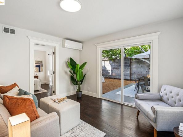 1054 54th St., Oakland CA 94608