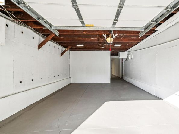 1054 54th St., Oakland CA 94608