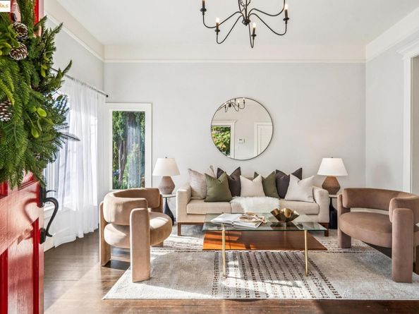 1054 54th St., Oakland CA 94608