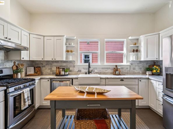 1054 54th St., Oakland CA 94608