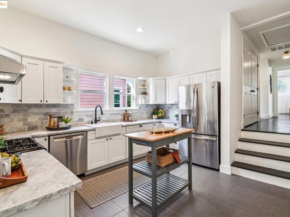 1054 54th St., Oakland CA 94608