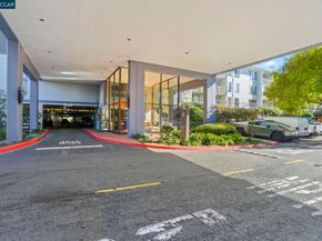 4 Commodore Drive D335, Emeryville CA 94608