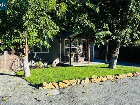 4245 Valley Ave, Martinez CA 94553