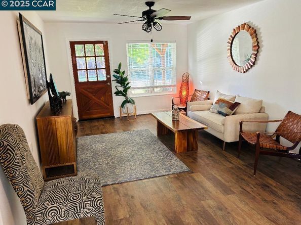 4245 Valley Ave, Martinez CA 94553