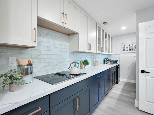 26937 Hayward Blvd 217, Hayward CA 94542