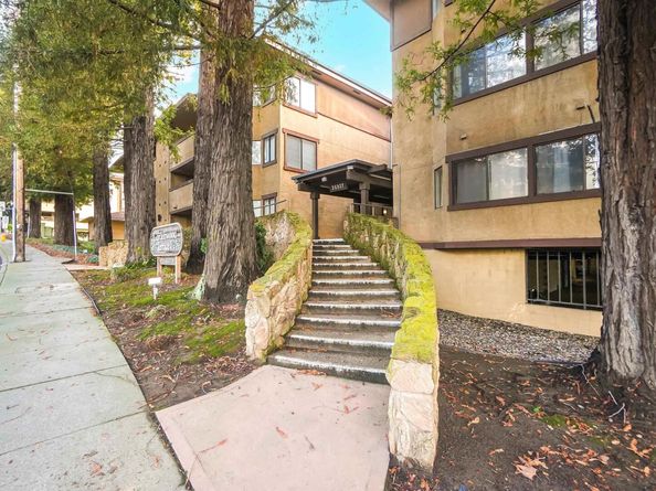 26937 Hayward Blvd 217, Hayward CA 94542