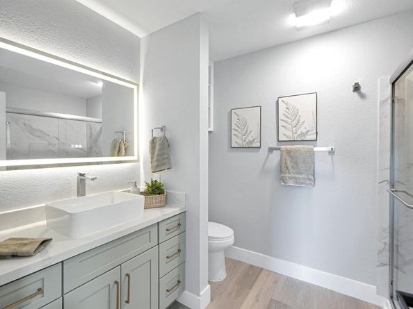 26937 Hayward Blvd 217, Hayward CA 94542