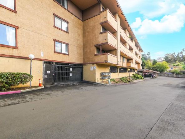 26937 Hayward Blvd 217, Hayward CA 94542