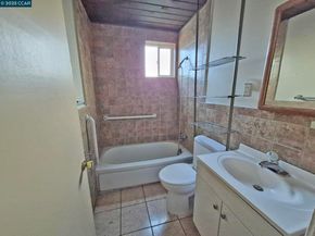 3135 Alta Mira Dr, Richmond CA 94806