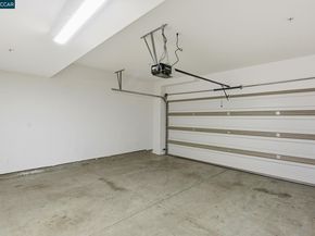 967 24Th St, Oakland CA 94607