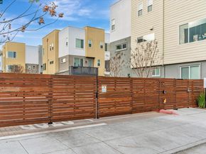 967 24Th St, Oakland CA 94607