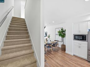 967 24Th St, Oakland CA 94607