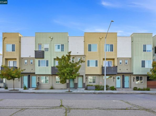 967 24Th St, Oakland CA 94607