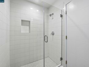 967 24Th St, Oakland CA 94607